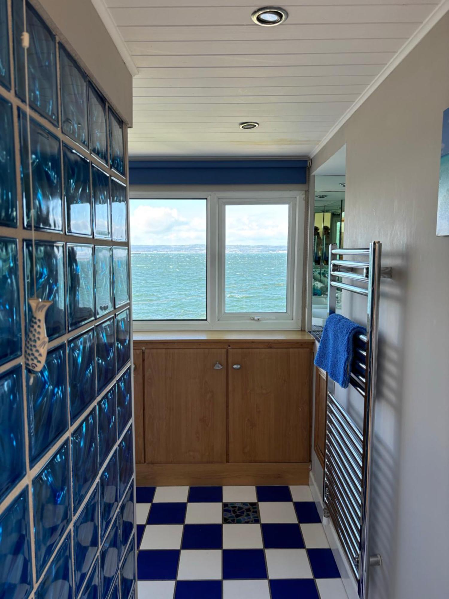 Splash Cottage Beach House With Sea Lapping Garden Bangor  Ngoại thất bức ảnh