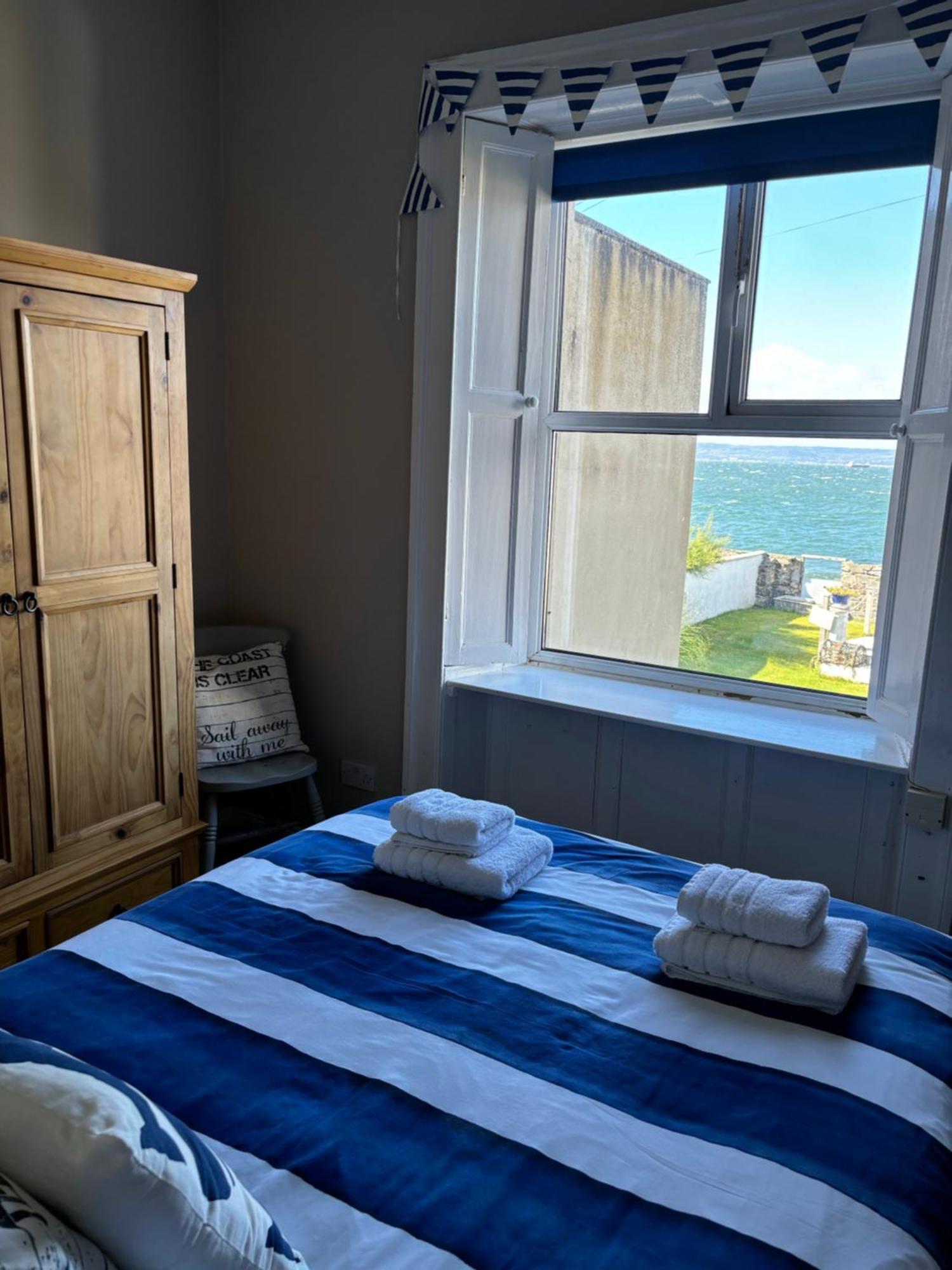 Splash Cottage Beach House With Sea Lapping Garden Bangor  Ngoại thất bức ảnh