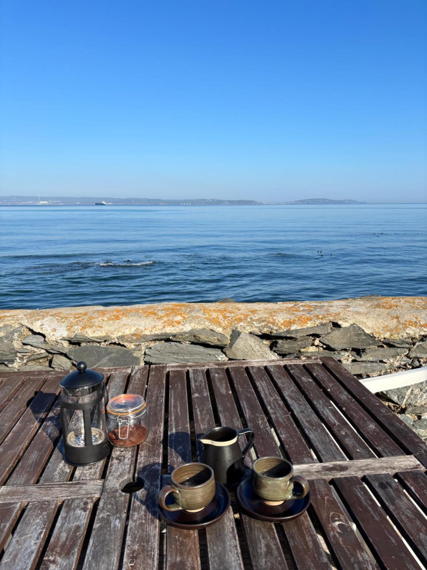 Splash Cottage Beach House With Sea Lapping Garden Bangor  Ngoại thất bức ảnh